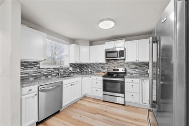 Tucked into one of Bella Vista's most sought-after outdoor - photo 9