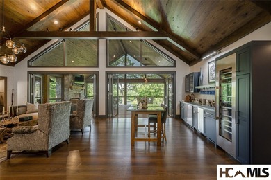 A complete top-to-bottom remodel elevated this mountain modern - photo 11