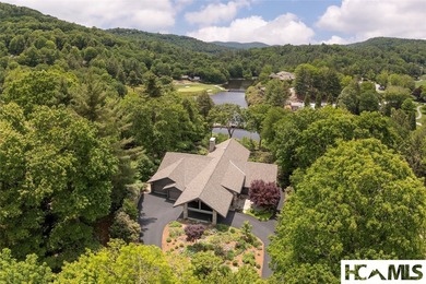 A complete top-to-bottom remodel elevated this mountain modern - photo 12