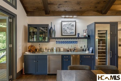 A complete top-to-bottom remodel elevated this mountain modern - photo 18