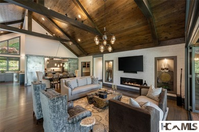 A complete top-to-bottom remodel elevated this mountain modern - photo 21