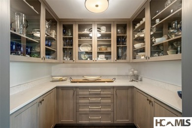 A complete top-to-bottom remodel elevated this mountain modern - photo 24