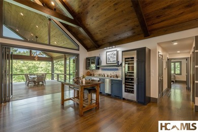 A complete top-to-bottom remodel elevated this mountain modern - photo 27