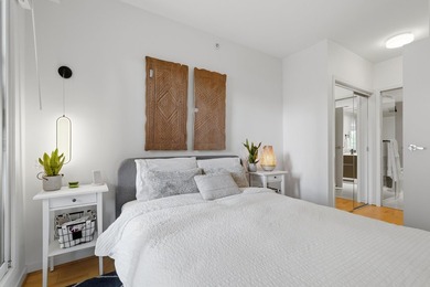 Welcome to the Yorkville, located in one of the most sought - photo 3