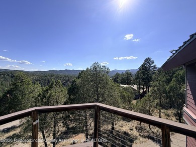 GREAT VIEWS WITH THIS MOUNTAIN STYLE HOME! Escape to this - photo 6