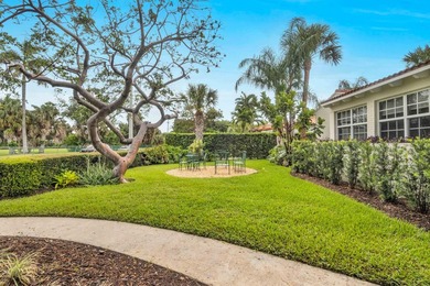 Charming historic CBS home in sought-after Parrot Cove, designed - photo 2
