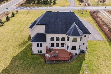 This custom-built contemporary masterpiece offers an exquisite - photo 4