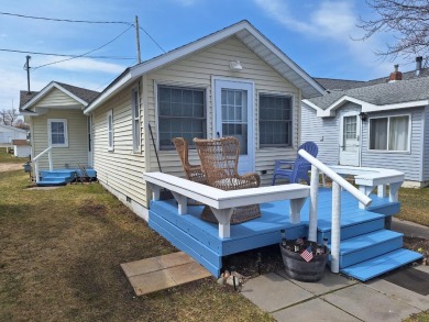 Lake Home For Sale in Houghton Lake, Michigan