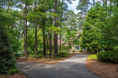 Perfectly positioned on over 2 acres within the gated Edisto - photo 17
