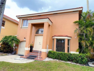 Lake Condo For Sale in Coral Springs, Florida