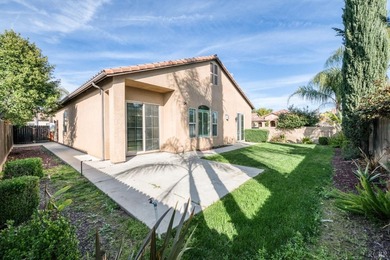 Welcome to a home where comfort and luxury exist in perfect - photo 5
