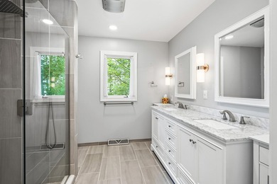 Perfectly positioned on over 2 acres within the gated Edisto - photo 42