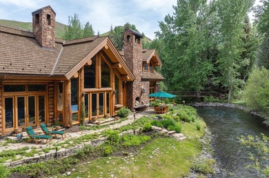 This incredible waterfront lodge could not be replicated at this - photo 3