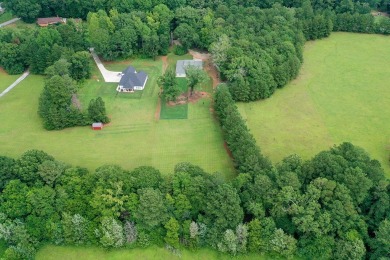 Welcome to country living with comfort and convenience all on