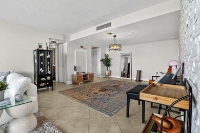 Experience coastal luxury in this gated condo at Palm Beach - photo 5