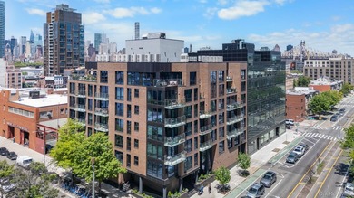 Welcome to sophisticated living at The Bond in the heart of Long - photo 15