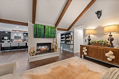 Modern Mountain Sanctuary: The Best of Both Worlds Welcome to - photo 7