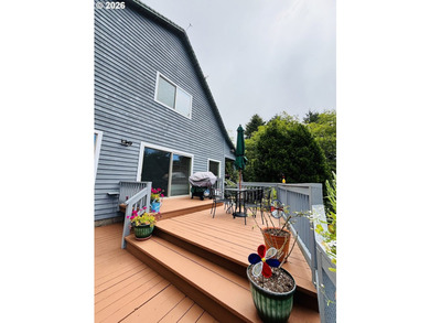 Immaculately maintained cedar sided home on 3.17 private acres - photo 7
