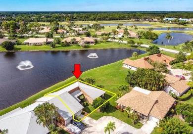 (private lake, pond, creek) Townhome/Townhouse For Sale in Palm Beach Gardens Florida