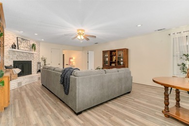 Nestled on a scenic half-acre riverfront lot in Pecan Plantation - photo 8