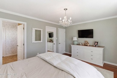 Move right in to this immaculate & spacious ''staycation'' home! - photo 11