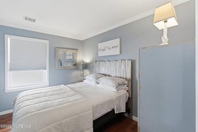 Move right in to this immaculate & spacious ''staycation'' home! - photo 14