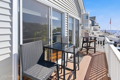 Move right in to this immaculate & spacious ''staycation'' home! - photo 15