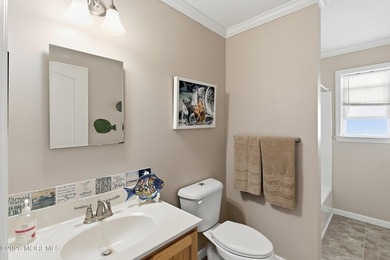 Move right in to this immaculate & spacious ''staycation'' home! - photo 17