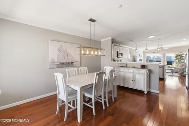 Move right in to this immaculate & spacious ''staycation'' home! - photo 18