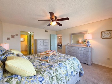 Sunrise to sunsets;  where casual coastal living designed for - photo 22