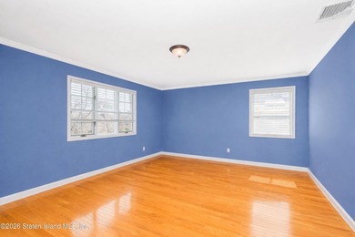 Welcome to this beautifully maintained single-family home - photo 23