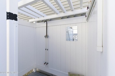 Move right in to this immaculate & spacious ''staycation'' home! - photo 29