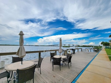Sunrise to sunsets;  where casual coastal living designed for - photo 44