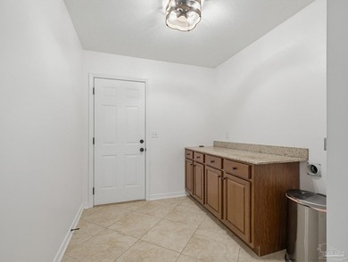 FOR SALE IN THE DESIRABLE HOLLEY BY THE SEA! Offering 4 bedrooms - photo 50