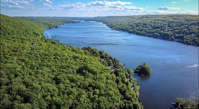 Lake Home For Sale in Greenwood Lake, New York