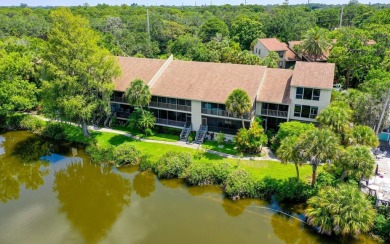 Lake Condo For Sale in Sarasota, Florida