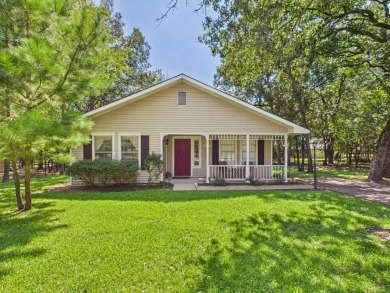 Lake Home Sale Pending in Athens, Texas