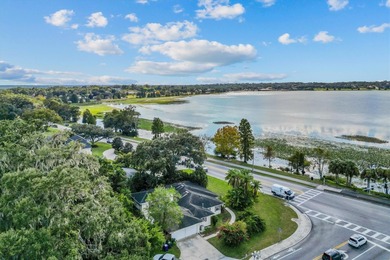 Lake Hollingsworth Home For Sale in Lakeland Florida