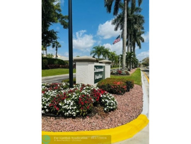 (private lake, pond, creek) Condo For Sale in Tamarac Florida