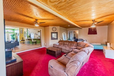 Welcome home! Spacious 2,657 sq ft home under air, 4/3/2 layout - photo 8