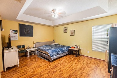 Welcome home! Spacious 2,657 sq ft home under air, 4/3/2 layout - photo 10