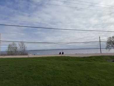 Lake Lot For Sale in Houghton Lake, Michigan