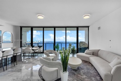 This high-floor corner residence at Echo Brickell offers 1,625