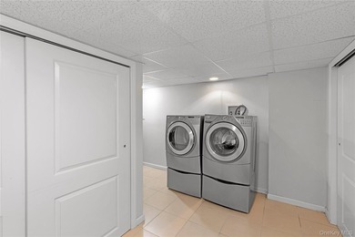 Welcome to 63 Lisa Drive, a beautifully maintained 3-bed and 2 - photo 11