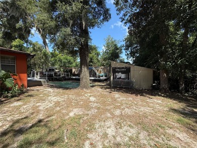 Brick 3 bedroom/2 bathroom home in SW Gainesville on a .75 acre - photo 12