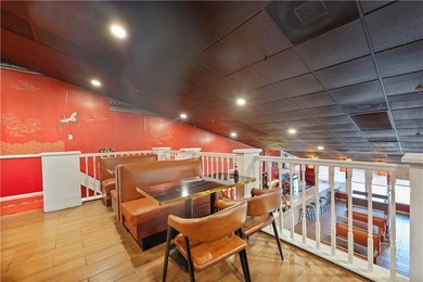 Incredible opportunity to own your own mid-Island restaurant! - photo 13