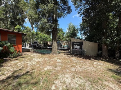 Brick 3 bedroom/2 bathroom home in SW Gainesville on a .75 acre - photo 13