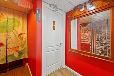 Incredible opportunity to own your own mid-Island restaurant! - photo 14
