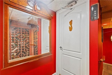 Incredible opportunity to own your own mid-Island restaurant! - photo 16