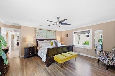 Beautifully maintained three bedroom, two bathroom With option - photo 16